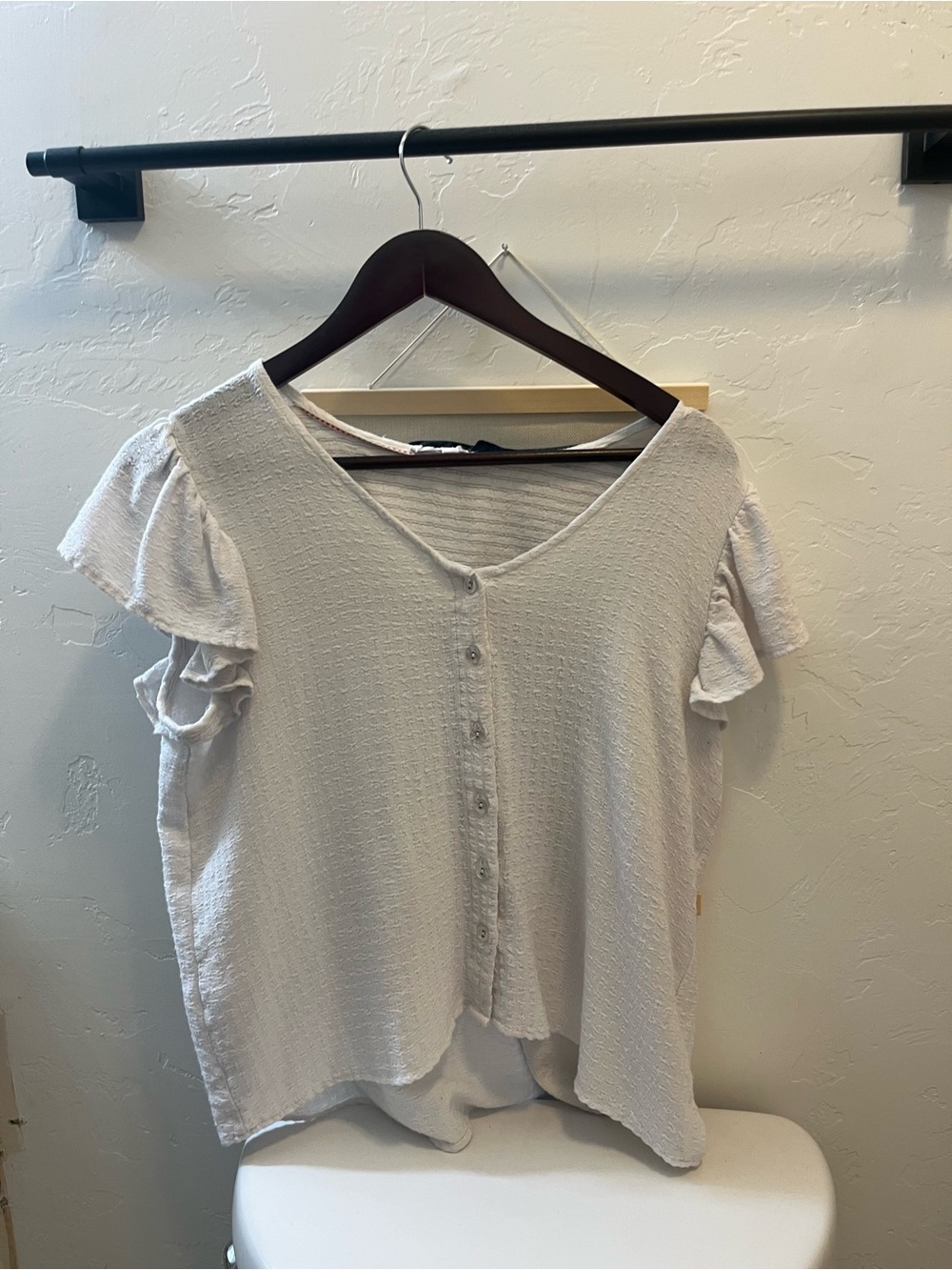 White Button-Front Flutter Sleeve Women’s Top